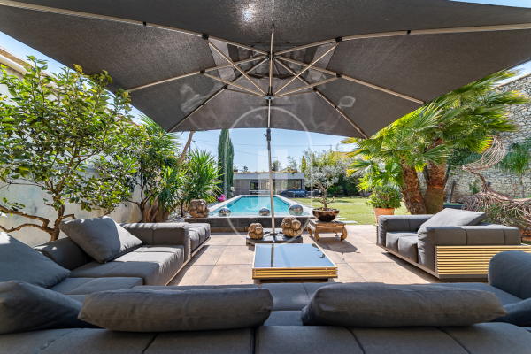 Luxury House for sale in Uchaud, 1 165 000 €, Photo 2