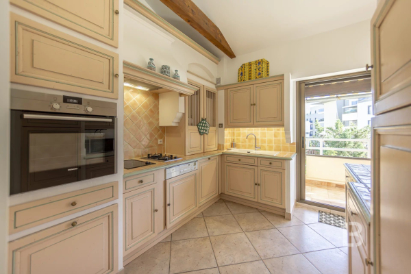 Appartement de luxe à vendre à Antibes, 749 000 €, Photo 6