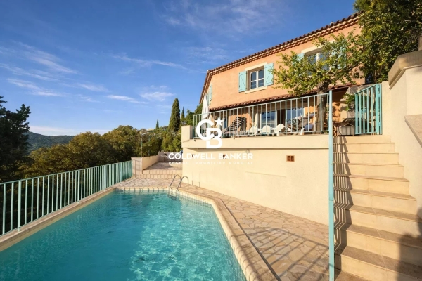 Maison de luxe à vendre à Hyères, 885 000 €, Photo 1