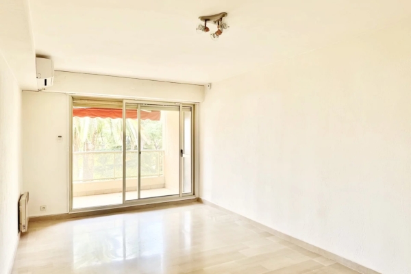 Appartement de luxe à vendre à Nice, 365 000 €, Photo 1