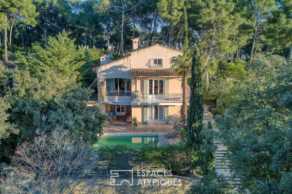 Maison de luxe à vendre à Toulon, 749 000 €, Photo 1