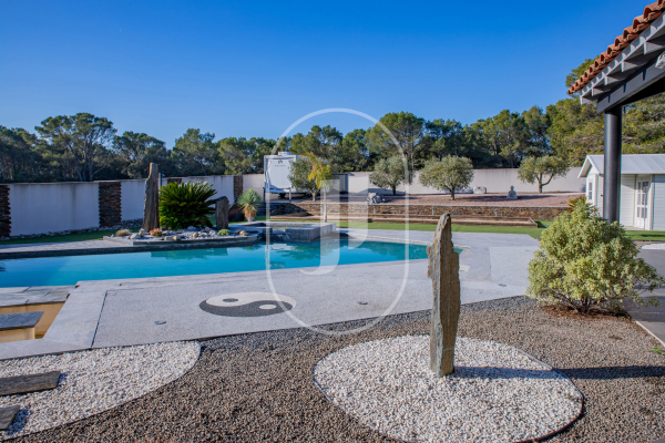 Maison de luxe à vendre à Uchaux, 925 000 €, Photo 2