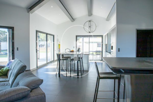 Maison de luxe à vendre à Uchaux, 925 000 €, Photo 6