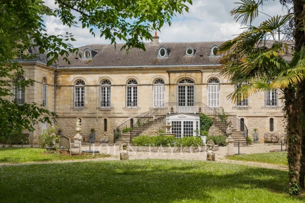 Maison de luxe à vendre à Bordeaux, 1 695 000 €, Photo 1