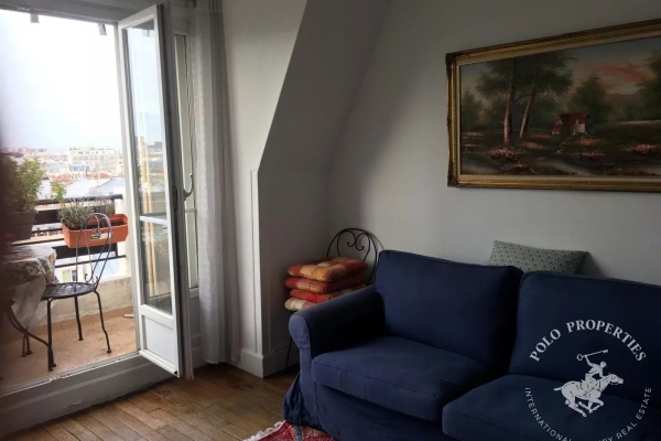 Luxury Apartment for sale in Paris 18Ème, 415 000 €, Photo 2