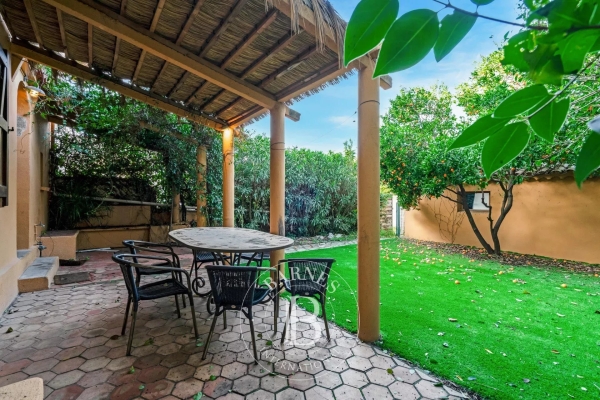 Maison de luxe à vendre à Saint-Tropez, 1 595 000 €, Photo 3
