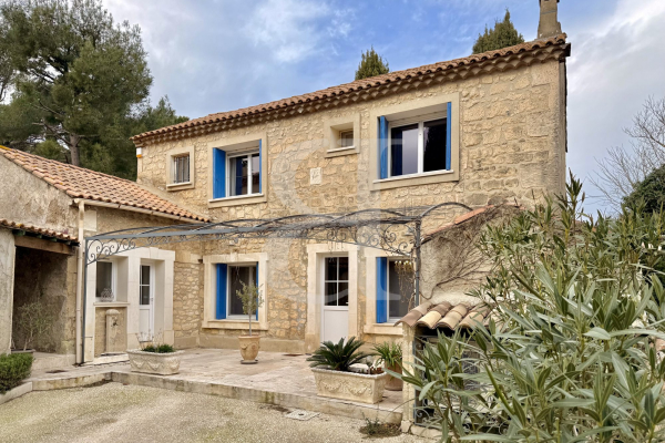 Maison de luxe à vendre à Maussane les Alpilles, 950 000 €, Photo 1
