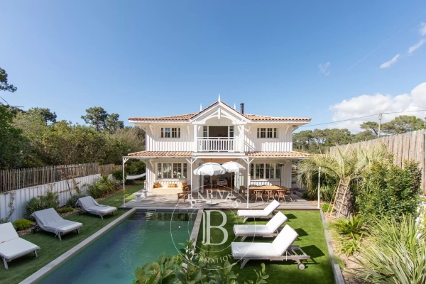 Maison de luxe à louer à Lege Cap Ferret, 9 550 €, Photo 1