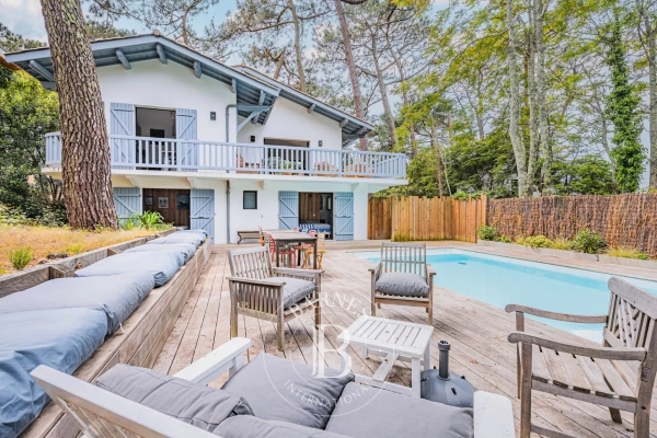 Maison de luxe à louer à Pyla sur Mer, 5 075 €, Photo 1