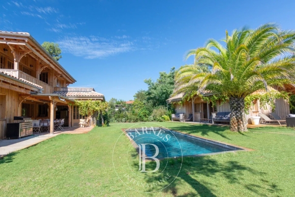 Luxury House for rental in Cap Ferret, 9 650 €, Photo 1