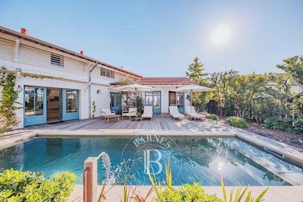 Maison de luxe à louer à Lege Cap Ferret, 6 600 €, Photo 1