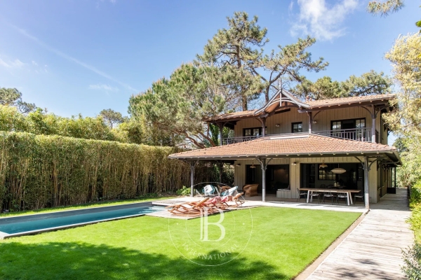 Maison de luxe à louer à Cap Ferret, 14 100 €, Photo 1
