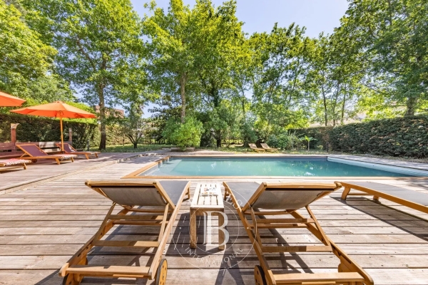 Maison de luxe à louer à La Teste-de-Buch, 4 850 €, Photo 1