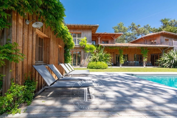 Luxury House for rental in Cap Ferret, 16 350 €, Photo 1