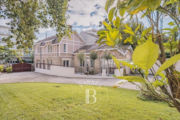 Maison de luxe à louer à Arcachon, 1 788 €, Photo 1