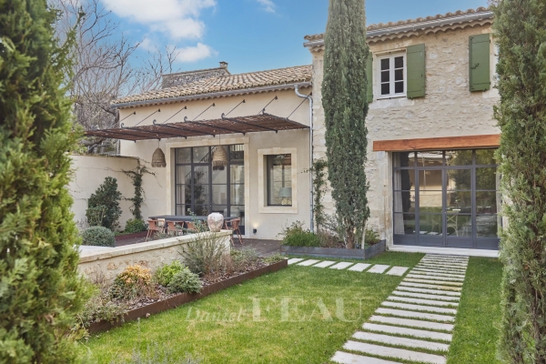 Maison de luxe à vendre à Eygalières, 3 950 000 €, Photo 1