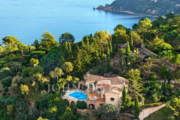 Luxury House for sale in Théoule-sur-Mer, 3 300 000 €, Photo 1