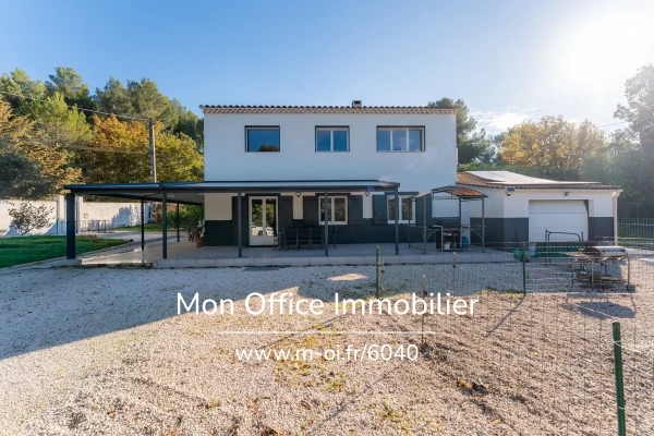 Maison de luxe à vendre à Mimet, 920 000 €, Photo 1