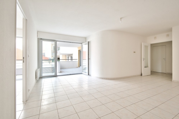 Appartement de luxe à vendre à Antibes, 594 000 €, Photo 1