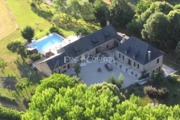 Maison de luxe à vendre à Cublac, 450 000 €, Photo 2