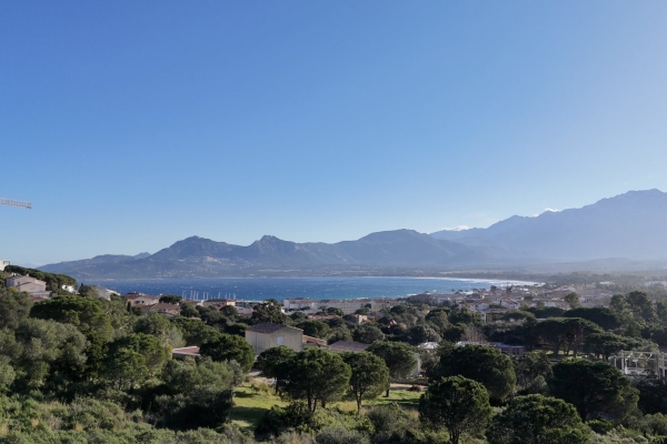 Appartement de luxe à vendre à Calvi, 775 000 €, Photo 1