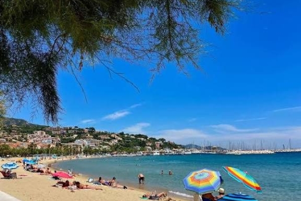 Maison de luxe à vendre à Le Lavandou, 1 995 000 €, Photo 2