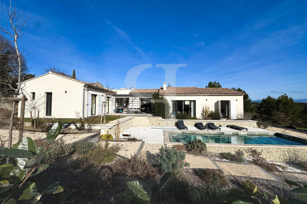 Luxury House for sale in Gordes, 945 000 €, Photo 1