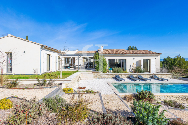 Luxury House for sale in Gordes, 899 000 €, Photo 1