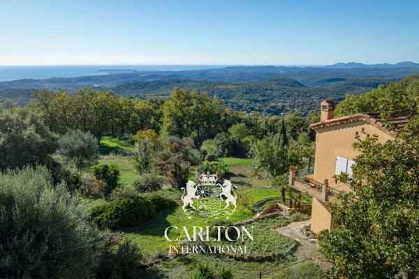 Maison de luxe à vendre à Vence, 1 950 000 €, Photo 1