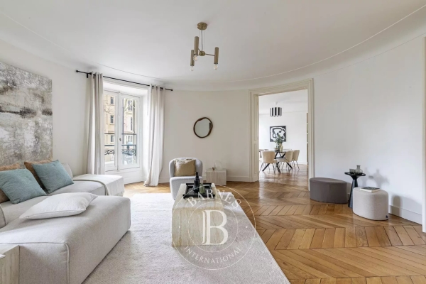 Luxury Apartment for sale in Paris 17Ème, 1 750 000 €, Photo 2