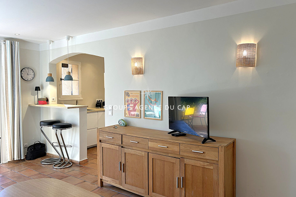 Luxury Apartment for sale in Les Issambres, 235 000 €, Photo 2