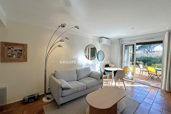 Luxury Apartment for sale in Les Issambres, 235 000 €, Photo 3