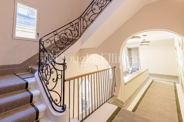 Luxury Apartment for sale in Bordeaux, 440 000 €, Photo 4
