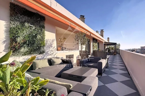 Luxury Apartment for sale in Antibes, 850 000 €, Photo 5