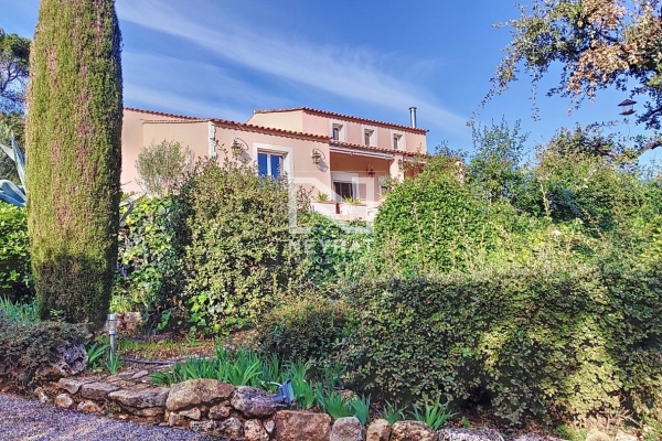 Maison de luxe à vendre à Montauroux, 643 000 €, Photo 1