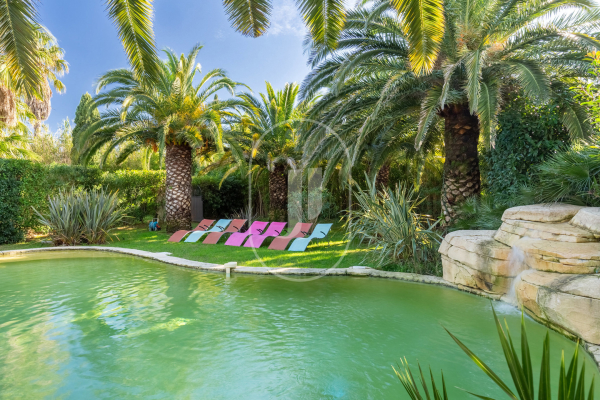 Luxury House for sale in Grimaud, 1 850 000 €, Photo 3