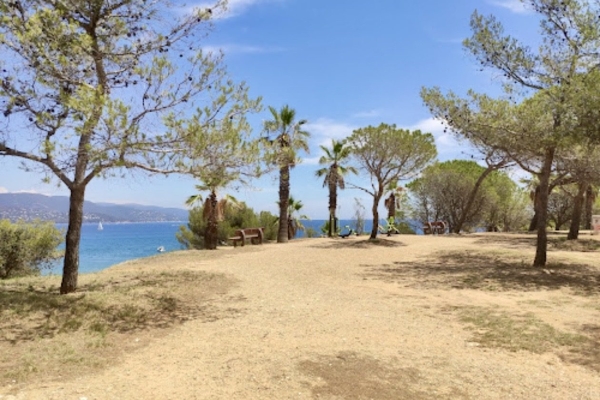 Appartement de luxe à vendre à Bormes-les-Mimosas, 457 000 €, Photo 2