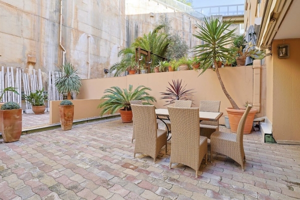 Appartement de luxe à vendre à Bandol, 599 000 €, Photo 2