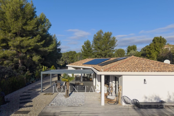 Maison de luxe à vendre à Saint-Cyr-sur-Mer, 1 750 000 €, Photo 2