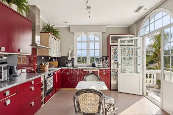 Maison de luxe à vendre à Antibes, 1 680 000 €, Photo 7