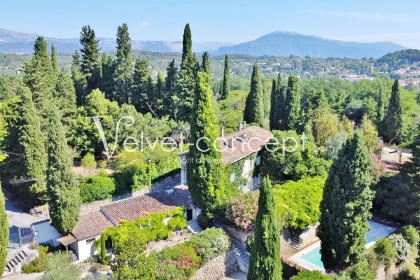 Maison de luxe à vendre à Valbonne, 1 850 000 €, Photo 1