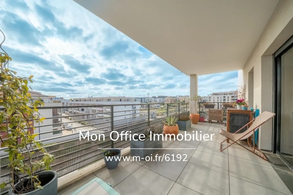 Luxury Apartment for sale in Aix-en-Provence, 460 000 €, Photo 1