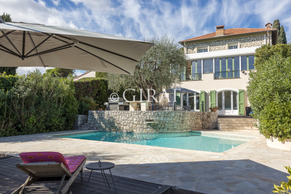 Luxury House for sale in Cagnes-sur-Mer, 1 290 000 €, Photo 1