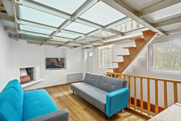 Maison de luxe à vendre à Paris 18Ème, 450 000 €, Photo 1