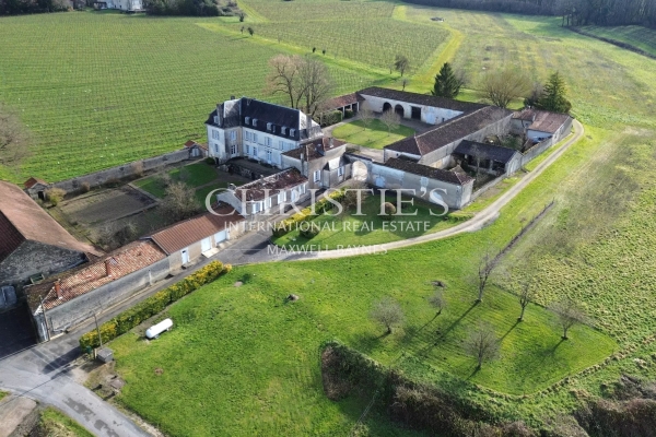 Maison de luxe à vendre à Cognac, 980 000 €, Photo 5