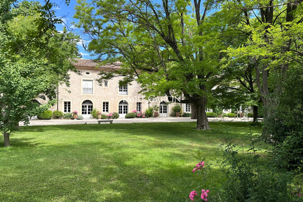 Maison de luxe à vendre à Nîmes, 6 890 000 €, Photo 2