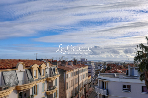 Maison de luxe à vendre à Hyères, 1 030 000 €, Photo 2
