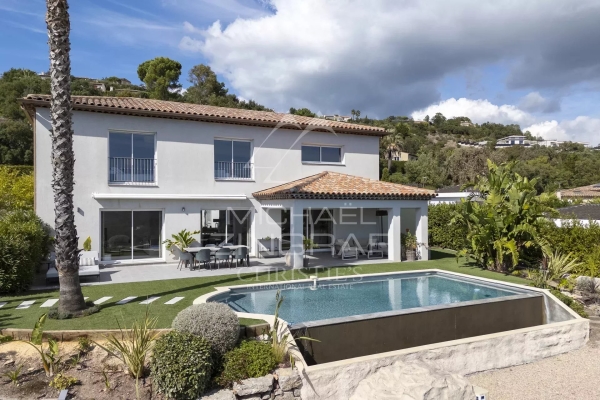 Luxury House for sale in Les Adrets de l'Esterel, 1 950 000 €, Photo 1