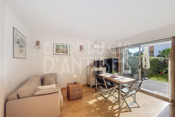 Appartement de luxe à vendre à Cap d'Antibes, 328 000 €, Photo 1