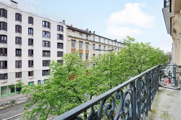 Appartement de luxe à vendre à Paris 18Ème, 850 000 €, Photo 2